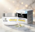 Olay Natural Aura Glowing Radiance Day Cream 50g